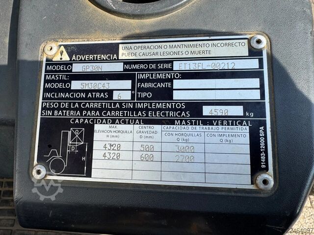 Gabelstapler Caterpillar GP30N **3000kg-SIDESHIFT**