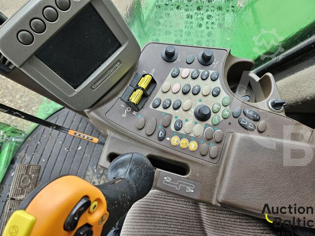 Combine John Deere S 690 i