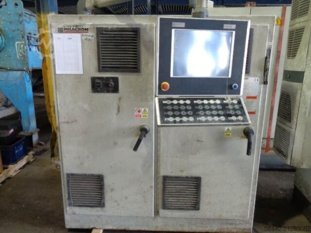 Extruder CINCINNATI MILASCRON PAK 600