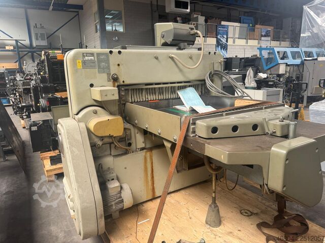 Papierschneidemaschine Polar Mohr 92 EMC Monitor