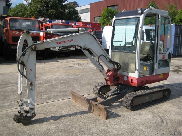 Mini excavator TAKEUCHI TB 219 mit Vollkabine / 2685 Stunden / 2070 kg