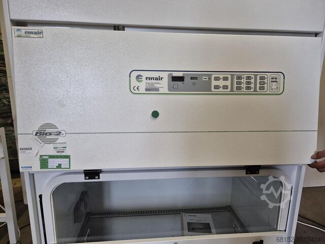 Envair Technology B102 Microbiological Safety Cabinet + Stand Envair Technology B102 +