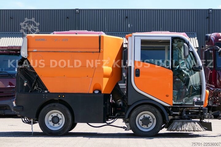 Sonderausbau-Transporter Bucher Citycat 2020 Kehrmaschine