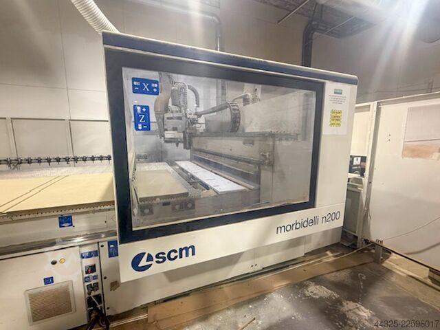 Bearbeitungszentrum mit Nestingtisch SCM MORBIDELLI N200