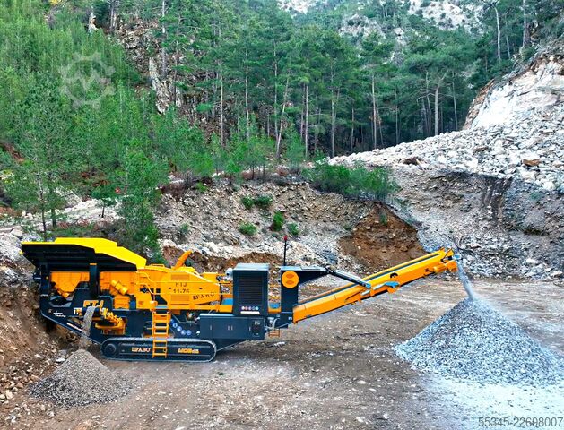 Crushing equipment/mobile crushing plant FABO Mobile Crushing Plant Mobile Tracked Jaw Crusher FTJ-1175