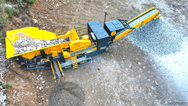 Crushing equipment/mobile crushing plant FABO Mobile Crushing Plant Mobile Tracked Jaw Crusher FTJ-1175