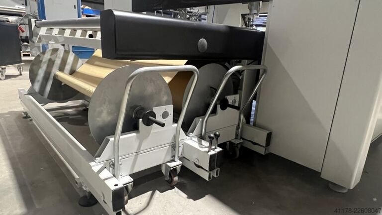 Spritzautomat CEFLA KLEENSPRAY, mit Papierband Cefla Kleenspray