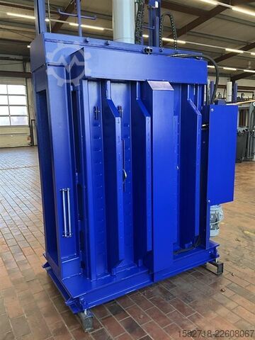 Ballenpresse Strautmann PP1207