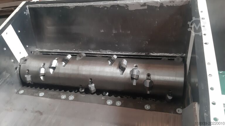 Wood shredder Schuko Hacker/ Zerkleinerungsmaschine ZM 1000-K