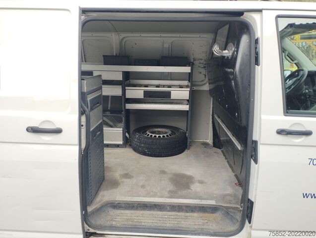 Kastenwagen VW T 6 2,0 TDI BlueMotion Werkzeugregale