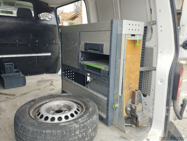 Kastenwagen VW T 6 2,0 TDI BlueMotion Werkzeugregale