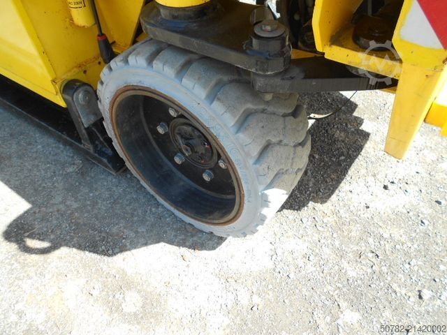 Arbeitsbühne  Hollandlift HL190E12, AH 19 m