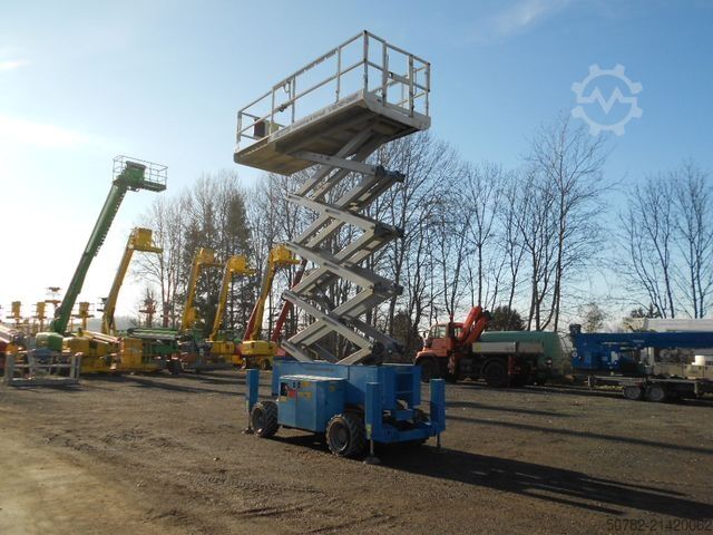 Arbeitsbühne GENIE Genie GS4069BE, Hybrid, Stützen, AH 14 m