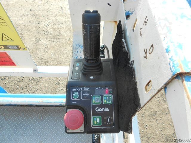 Arbeitsbühne GENIE Genie GS4069BE, Hybrid, Stützen, AH 14 m