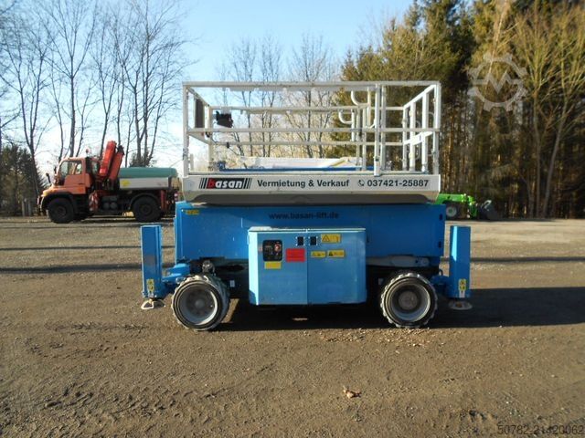 Arbeitsbühne GENIE Genie GS4069BE, Hybrid, Stützen, AH 14 m