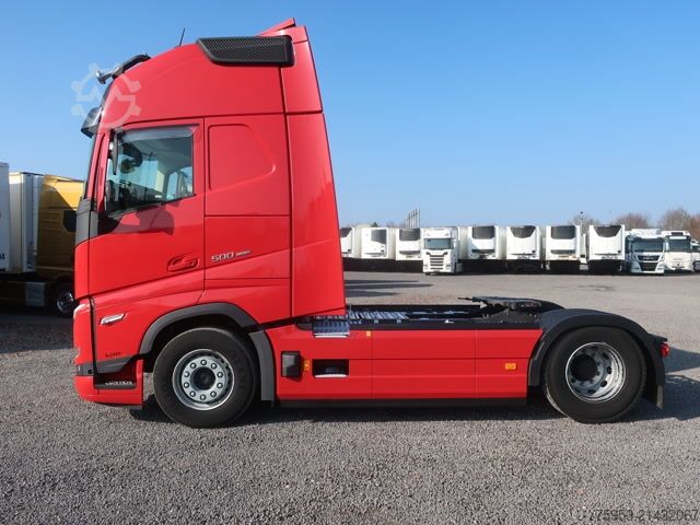 Standard tractor unit Volvo FH 500 Globe XL Retarder I-Park Cool Leder
