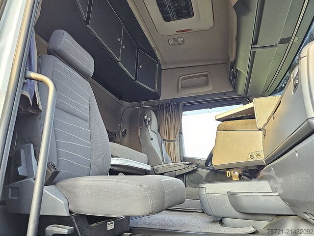 Platform trailer SCANIA R450 HMF 5020