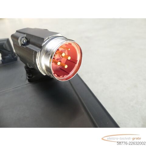 Control unit KUKA 1FK7105-5AY81-1YY3-Z S18 Servomotor SN: YFW150675749005
