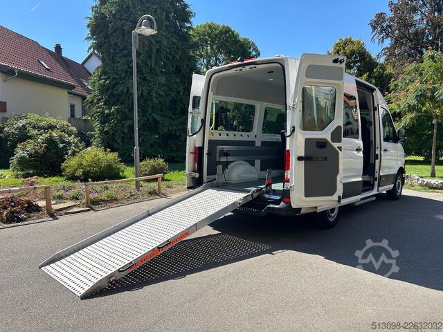 Kleinbus VW CRAFTER 6 SITZER KLIMAAUTO. ACC NAVI KAMERA PDC
