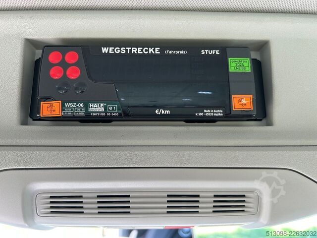 Kleinbus VW CRAFTER 6 SITZER KLIMAAUTO. ACC NAVI KAMERA PDC
