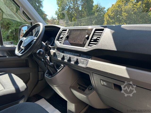 Kleinbus VW CRAFTER 6 SITZER KLIMAAUTO. ACC NAVI KAMERA PDC