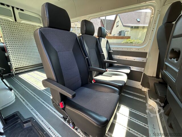 Kleinbus VW CRAFTER 6 SITZER KLIMAAUTO. ACC NAVI KAMERA PDC