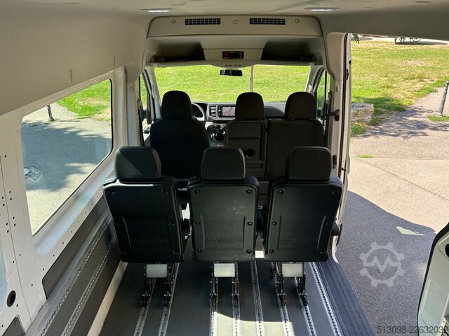 Kleinbus VW CRAFTER 6 SITZER KLIMAAUTO. ACC NAVI KAMERA PDC