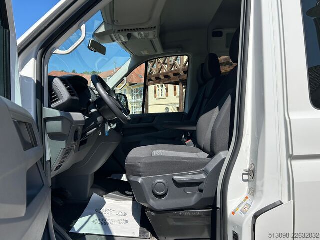 Kleinbus VW CRAFTER 6 SITZER KLIMAAUTO. ACC NAVI KAMERA PDC