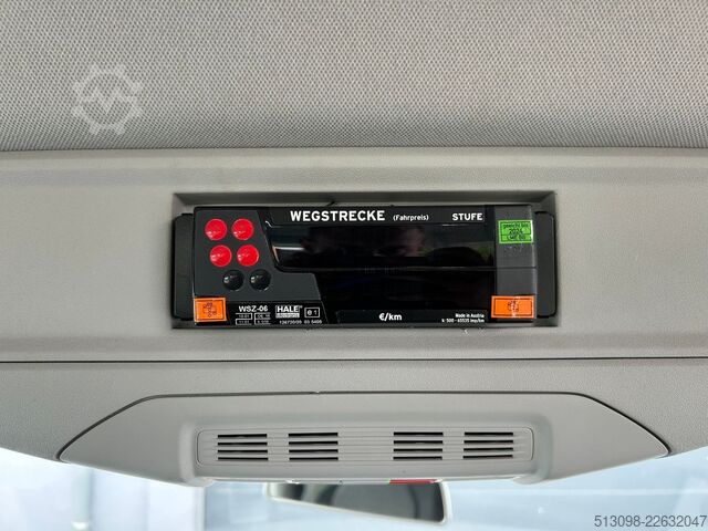 Minibus VW CRAFTER 8 SITZER KLIMAAUTO. ACC NAVI KAMERA PDC