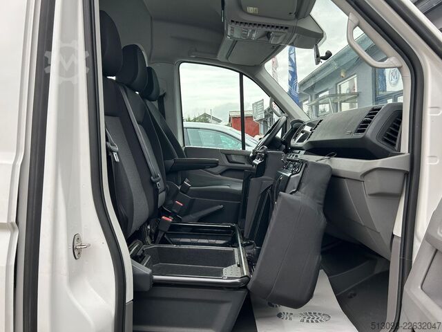 Minibus VW CRAFTER 8 SITZER KLIMAAUTO. ACC NAVI KAMERA PDC