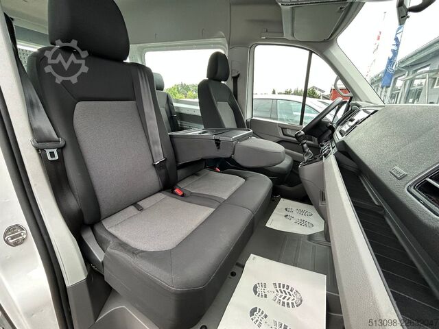 Minibus VW CRAFTER 8 SITZER KLIMAAUTO. ACC NAVI KAMERA PDC