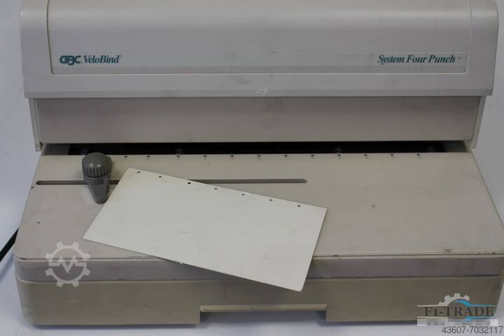 Puching machine for wallets GBC Velo Bind