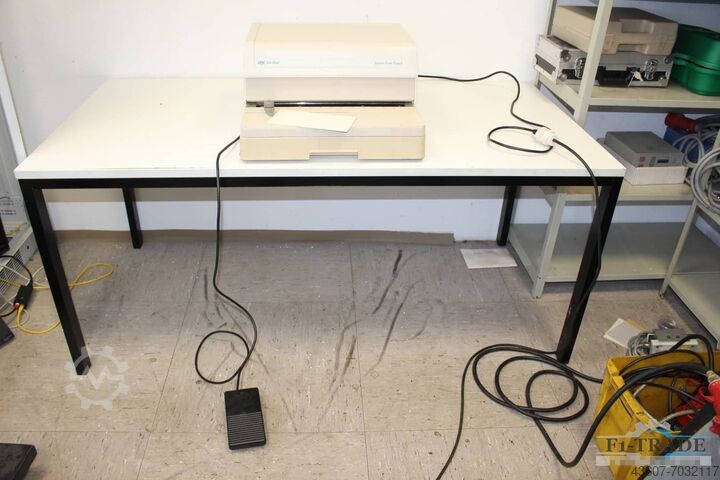 Puching machine for wallets GBC Velo Bind