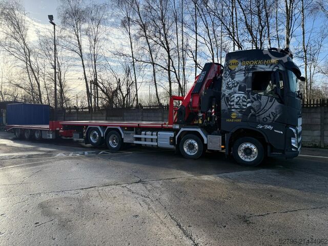 LKW mit festem Aufbau, Kran und Anhänger Volvo / Fassi / SDC FH500 / F660RA2.26