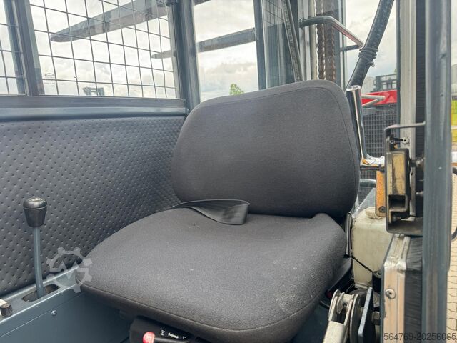 Side loading forklift Linde S50/ Mast with free lift