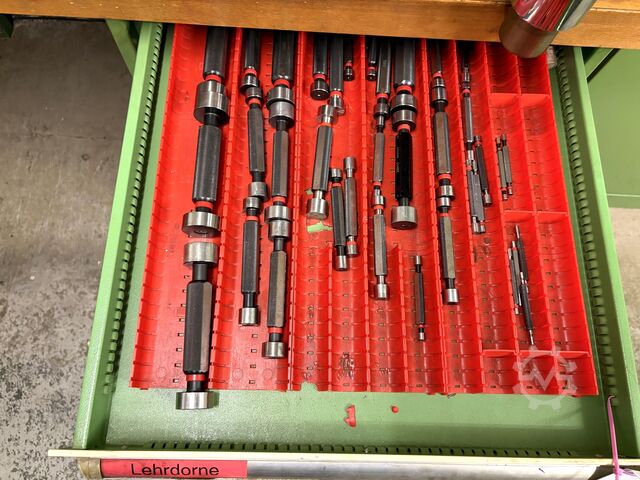 Workbench with contents GÖDDE nan