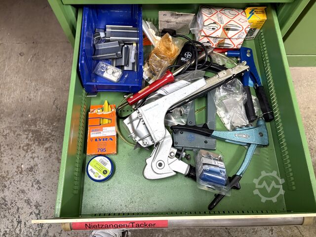 Workbench with contents GÖDDE nan