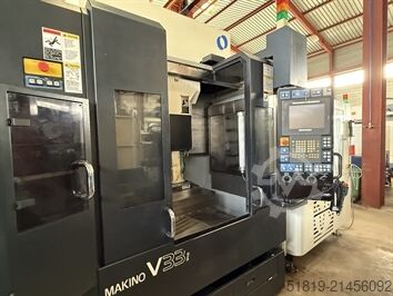 3-axis machining center MAKINO V 33i Graphite