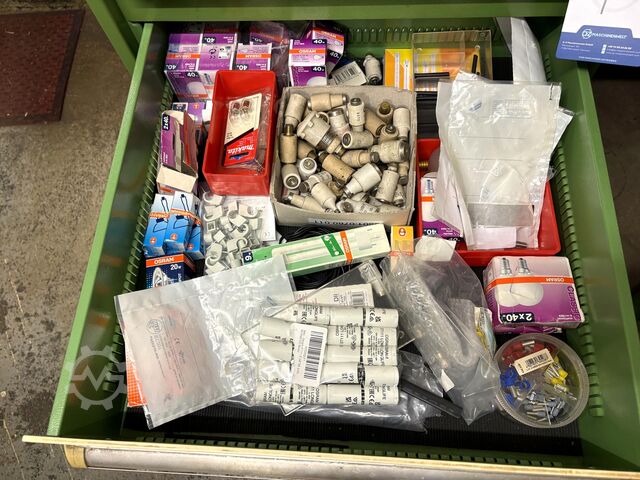 Workbench with contents GÖDDE nan