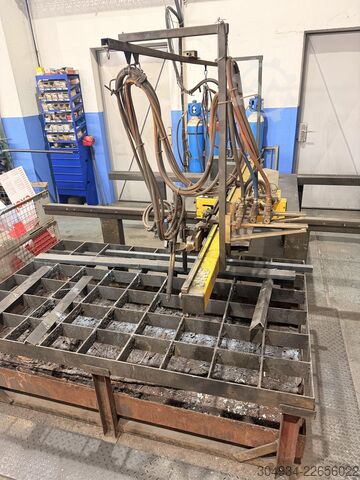 Flame-cutting machine ESAB UXB 12,5