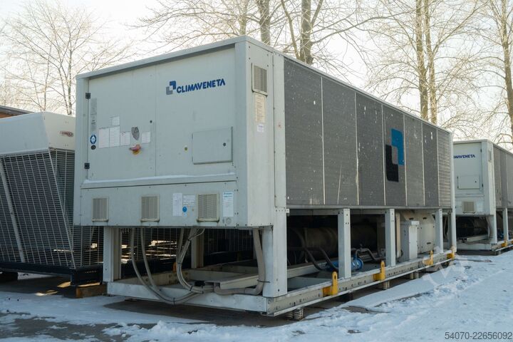 Kältemaschine Used Industrial Chiller CLIMAVENETA - 642 kW | With warranty