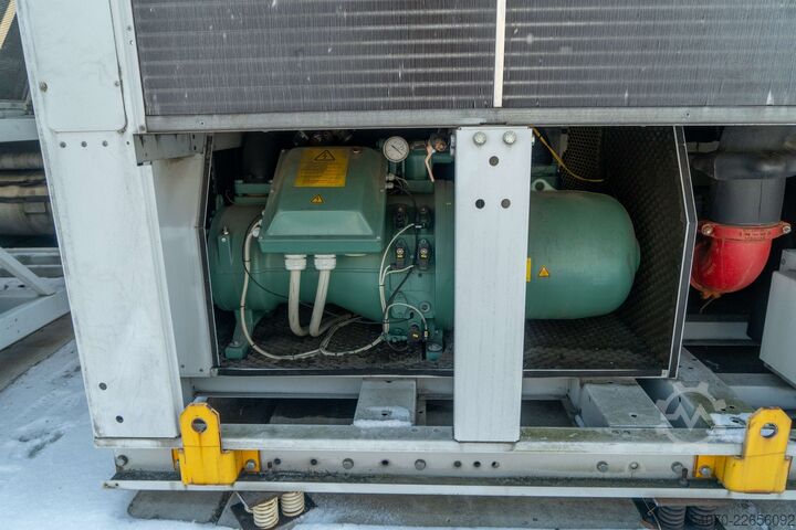 Kältemaschine Used Industrial Chiller CLIMAVENETA - 642 kW | With warranty