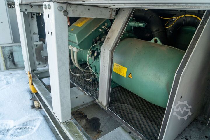 Kältemaschine Used Industrial Chiller CLIMAVENETA - 642 kW | With warranty