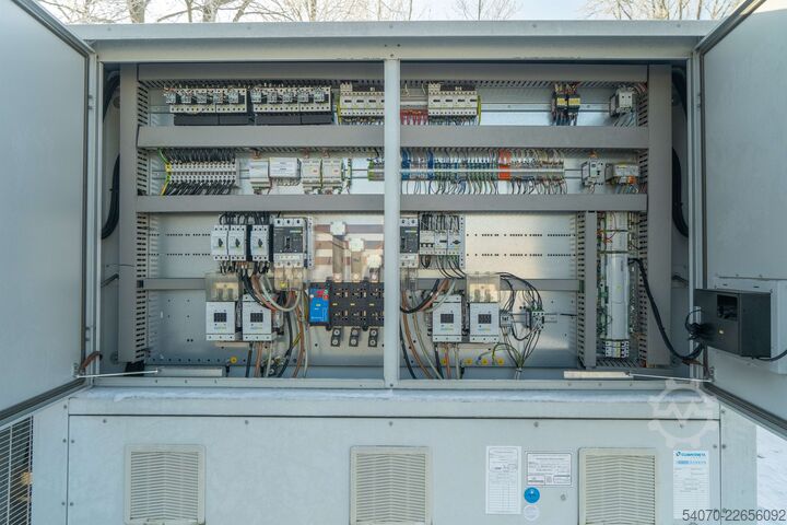 Kältemaschine Used Industrial Chiller CLIMAVENETA - 642 kW | With warranty