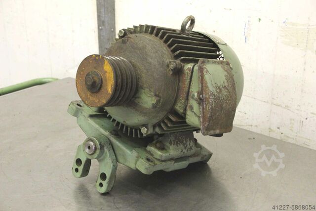Electric motor 5.5 kW 2870 Rpm VEM KR 132. 1/2