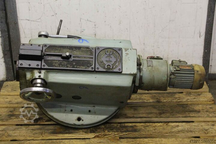 Universal milling head Stankoimport 6P/2