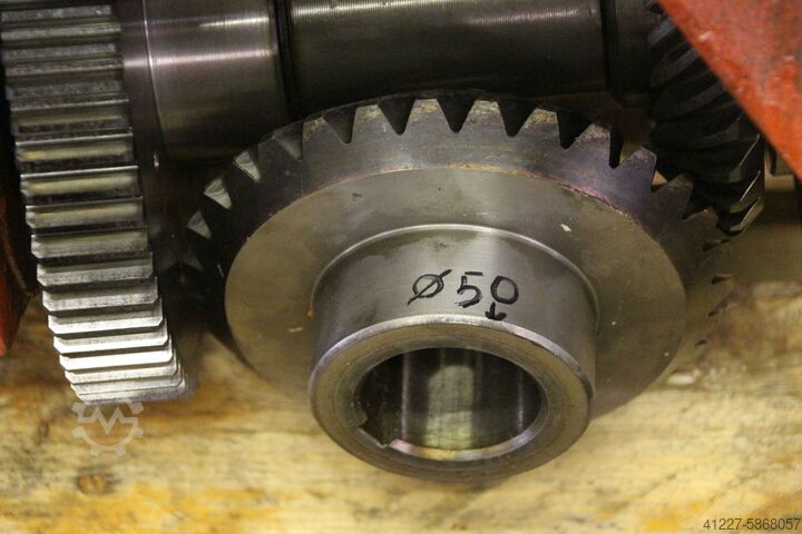 Universal milling head Stankoimport 6P/2