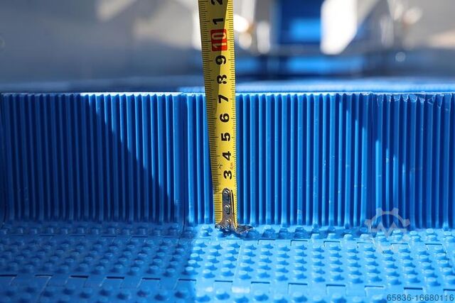 STC in-feed conveyor belt STC in-feed conveyor belt