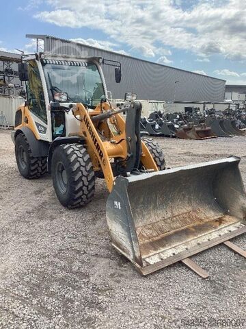 Radlader LIEBHERR L506 Compact