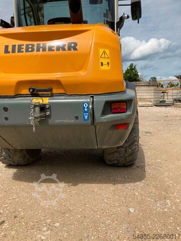 Radlader LIEBHERR L506 Compact
